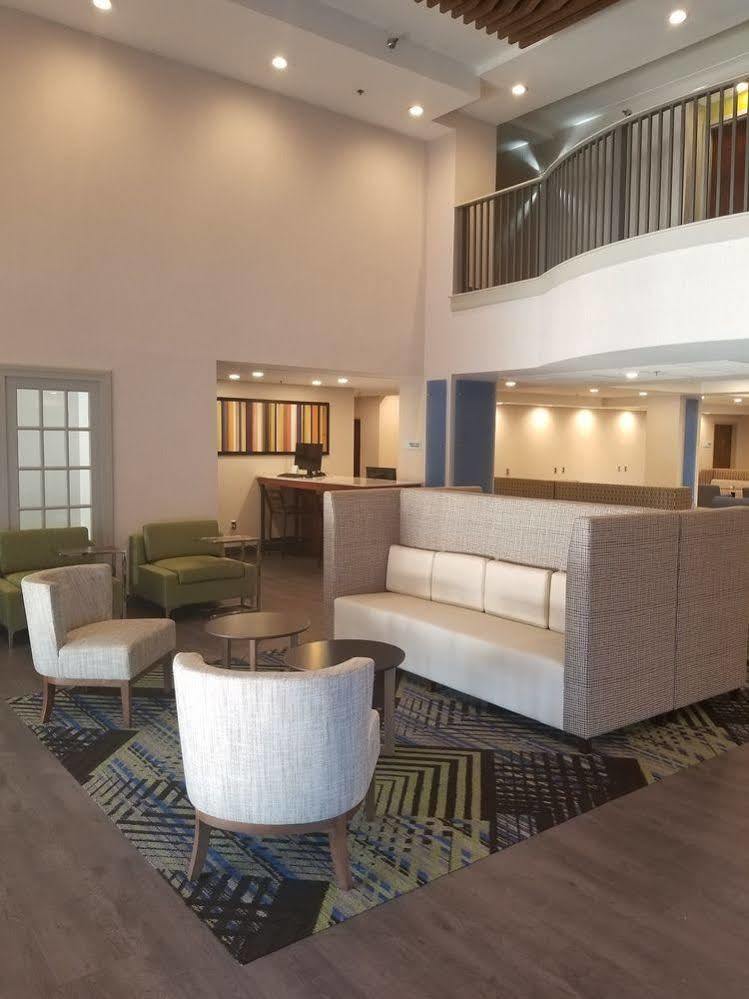 Holiday Inn Express Columbia Ne - Fort Jackson Zewnętrze zdjęcie